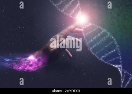 Nahaufnahme des Menschen, Der Dna-Molekül und Nebel berührt. Gemischte Medien. Stockfoto