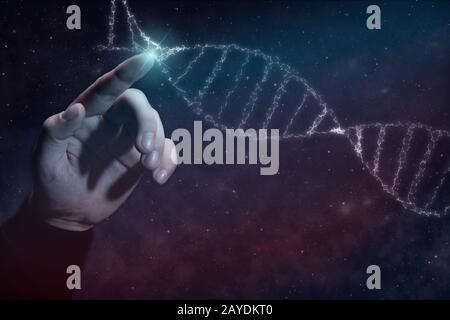 Nahaufnahme des Menschen, Der Dna-Molekül Berührt. Nebel Staub im unendlichen Raum. Gemischte Medien. Stockfoto