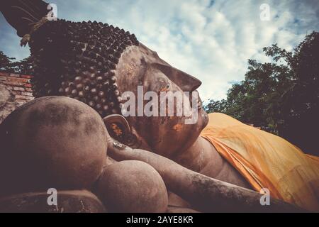 Zurückhaltender Buddha, Wat Phutthaisawan Tempel, Ayutthaya, Thailand Stockfoto