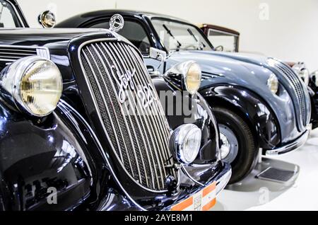 Wien, Österreich, 10.01.2015: Schwarz Steyr 220 Oldtimer aus dem Jahr 1937. Foto stellt im Museum der Technik. Ort zu besuchen. Stockfoto