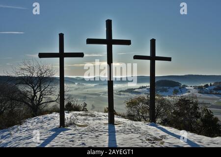 Drei Kreuze auf dem Kornbühl, Schwäbische Alb Stockfoto