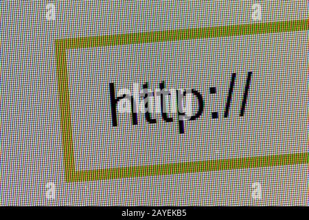 Word Http in der Suchleiste auf dem Computermonitor Stockfoto