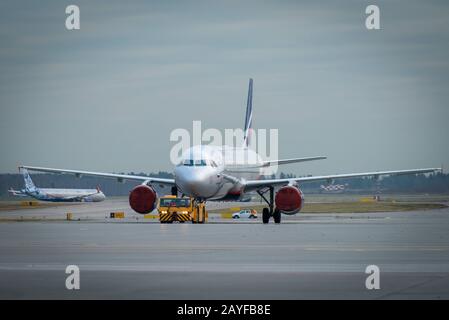 Oktober 29, 2019, Moskau, Russland. Flugzeug der Aeroflot - Russian Airlines am Flughafen Scheremetjewo in Moskau. Stockfoto