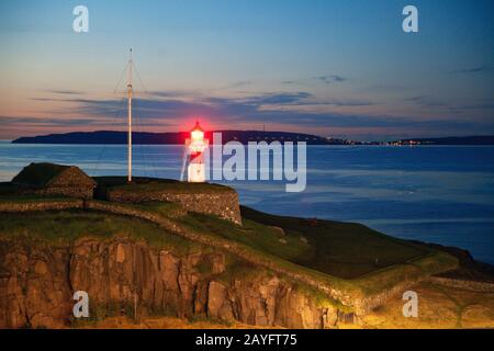 Leuchtturm von Skansin am Abend, historische Festung, Färöer, Streymoy, Torshavn Stockfoto