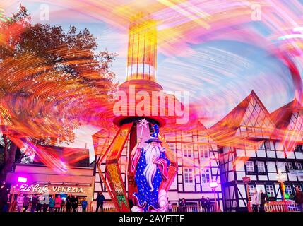 All Hallows Funfair in der Altstadt, Deutschland, Nordrhein-Westfalen, Soest Stockfoto