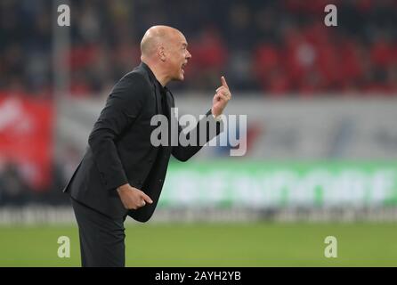 Düsseldorf, Deutschland. Düsseldorf, Deutschland. Februar 2020. Firo: 15.02.2020 Fußball, 2019/2020 1.Bundesliga: Fortuna Düsseldorf, Düsseldorf - Vfl Borussia Mönchengladbach, Borussia Mönchengladbach Uwe Rosler weltweite Nutzung Credit: Dpa/Alamy Live News Stockfoto