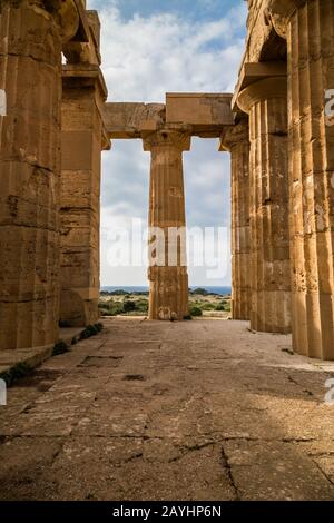 Selinunte - eine der wichtigsten griechischen Kolonien auf Sizilien. Das größte Archäologische Gebiet Europas Stockfoto