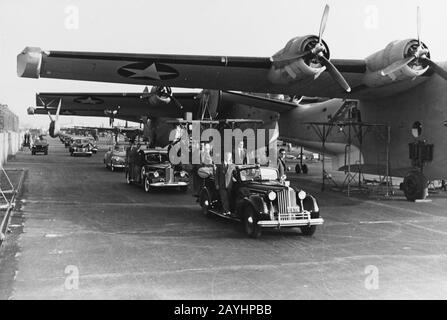 Franklin D. Roosevelt, der Consolidated PB2Y Production c besuche. Stockfoto