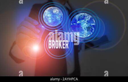 Textzeichen mit Broker. Die Präsentation von Geschäftsfotos dient als vertrauenswürdiger Vertreter oder Vermittler in kommerziellen Verhandlungen Elemente dieser Bildeinrichtung Stockfoto