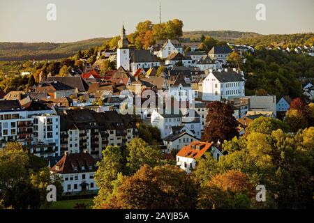 Altstadt auf dem Schlossberg im Herbst, Deutschland, Nordrhein-Westfalen, Sauerland, Arnsberg Stockfoto