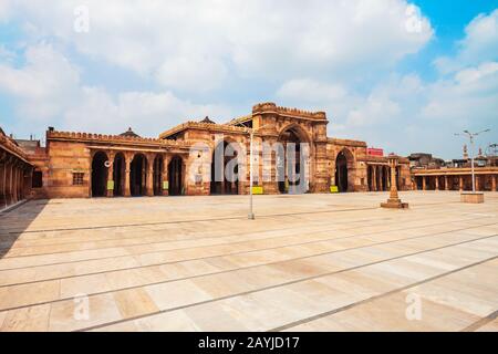 Die JAMA Masjid- oder Jumah-Moschee ist eine Hauptmoschee in der Stadt Ahmedabad im Bundesstaat Gujarat in Indien Stockfoto