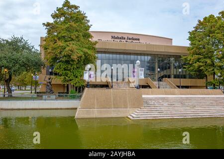 Mahalia Jackson Theatre for the Performing Arts, Louis Armstrong Park, treme Quartiersviertel, New Orleans, Louisiana, USA Stockfoto