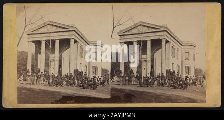 Freigelassene und Lehrer vor der Beaufort-Bibliothek Stockfoto