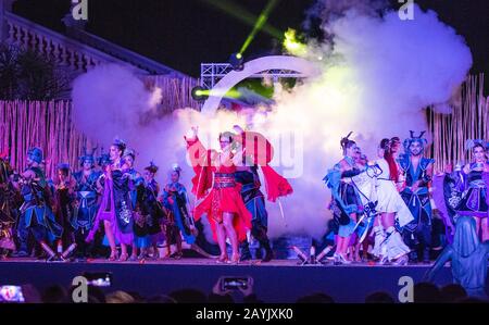 Sitges elije su reina del carnaval 2020 Stockfoto