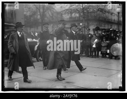 FRANZÖSISCHE KOMMISSION AN DIE US-AMERIKANISCHEN JOFFRE, JOSEPH JACQUES CESARE, MARECHAL VON FRANKREICH, IM JAHR 1916 Stockfoto