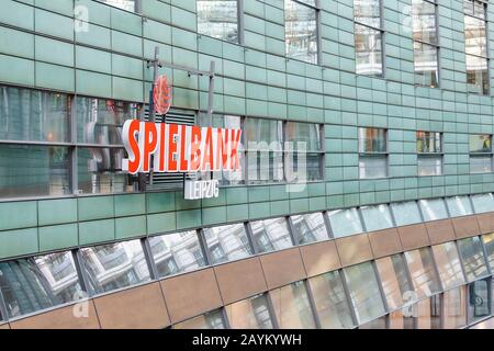 22. MAI 2018, LEIPZIG, DEUTSCHLAND: Speilbank-Zeichen in Leipzig Stockfoto