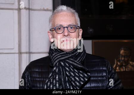 Die Eröffnungsnacht für My Name Ist Lucy Barton im Samuel J. Friedman Theatre - Arrivals. Mit: Donald Margulies Where: New York, New York, Vereinigte Staaten When: 16 Jan 2020 Credit: Joseph Marzullo/WENN.com Stockfoto