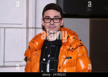 Die Eröffnungsnacht für My Name Ist Lucy Barton im Samuel J. Friedman Theatre - Arrivals. Mit: Christian Siriano Where: New York, New York, Vereinigte Staaten When: 16 Jan 2020 Credit: Joseph Marzullo/WENN.com Stockfoto