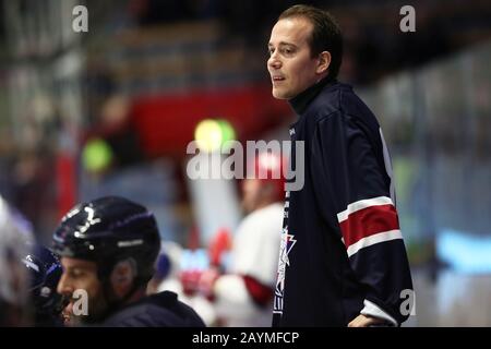 Linkoping, Schweden 20200215 Mattias Weinhandl während des Benefizspiels "Together Against Cancer" in der Saab-Arena. Alte Eishockeylegenden mit kombinierten Erfahrungen aus 6522 SHL-Spielen, 3051 NHL-Spielen, 1203 SDHL-Spielen, die am Samstag gespielt wurden, um Geld für Krebsforschung zu sammeln. Foto Jeppe Gustafsson Stockfoto