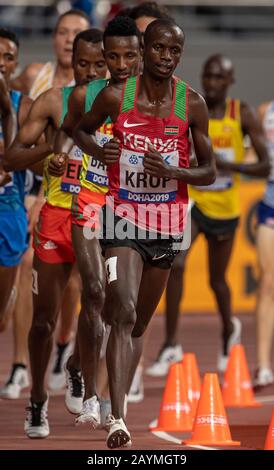 Doha - KATAR - SEP 27: Jacob Krop (KEN) tritt bei den 5000m-Aufläufen Der Männer an Tag eins der 17. IAAF-Leichtathletik-Weltmeisterschaften in Doha 2019 in Kh an Stockfoto