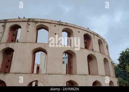 Rama Yantra, Jantar Mantar, Neu-Delhi. Der Ort ist einer von fünf, die Maharaja Jai Singh II. Von Jaipur ab 1723 erbaut hat. Stockfoto