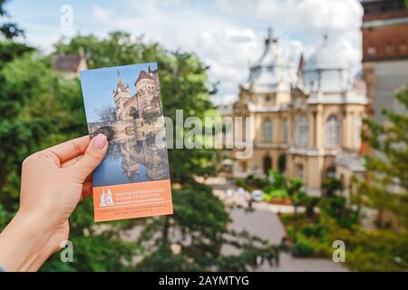 15. MAI 2018 BUDAPEST, UNGARN: Eintrittskarten für Schloss Vajdahunyad Stockfoto