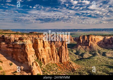 Felsformationen am Monument Canyon, Colorado National Monument, Colorado, USA Stockfoto