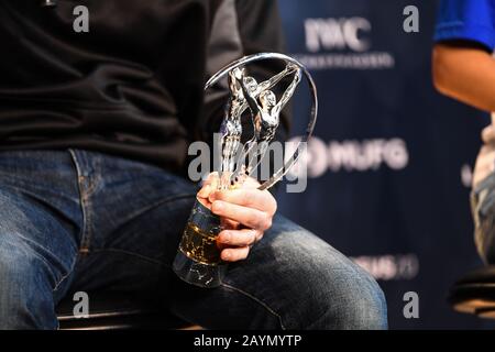 Berlin, Deutschland. Februar 2020. Laureus-Trophäe. Ges/Laureus World Sports Awards 2020, Berlin, 16. Februar 2020 - weltweite Nutzung Credit: Dpa/Alamy Live News Stockfoto