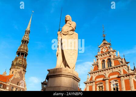 Statue von St. Roland in der Rathausplatz, Riga Lettland Stockfoto