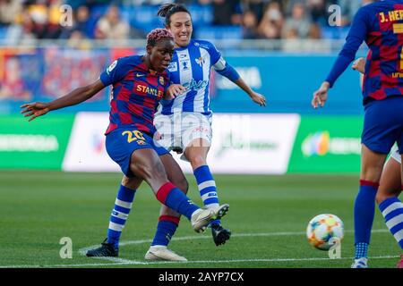 Barcelona, Spanien. Februar 2020. Oshoala vom FC Barcelona im Einsatz beim Spiel der spanischen Frauenliga Primera Iberdrola zwischen den Damen des FC Barcelona gegen Sporting Huelva Ladies im Johan Cruyff Stadium am 16. Februar 2020 in Barcelona, Spanien. Kredit: Dax Images / Alamy Live News Stockfoto