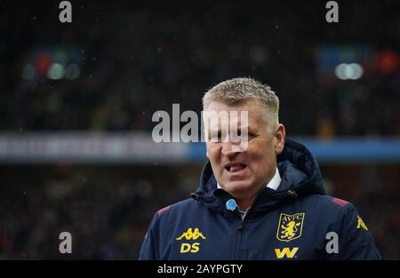 Birmingham, Großbritannien. Februar 2020. Aston Villa Manager Dean Smith während des Premier-League-Spiels zwischen Aston Villa und Tottenham Hotspur in Villa Park, Birmingham, England am 16. Februar 2020. Foto von Andy Rowland. Kredit: Prime Media Images/Alamy Live News Stockfoto