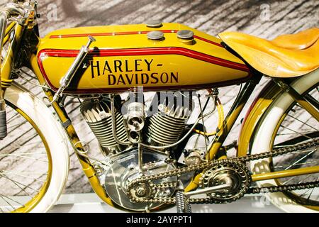 Los Angeles, CA - Juli 2019 Moto im Petersen Automotive Museum. Stockfoto