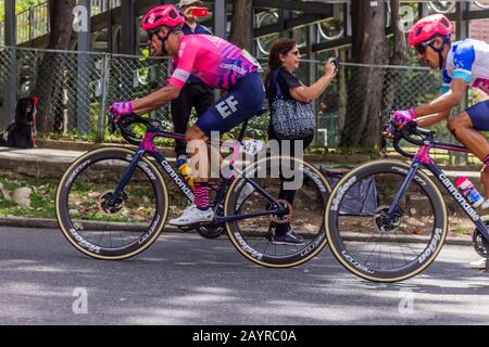 Sechste und letzte Etappe der Tour Kolumbien 2020, Test 2.1 der internationalen radsport-union, der Internationalen Radfahrer-Gewerkschaft, der Rennradsportler, durch die Straßen von Bogotá. Februar 2020 Stockfoto