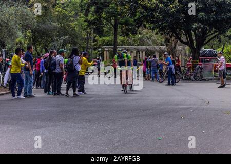 Sechste und letzte Etappe der Tour Kolumbien 2020, Test 2.1 der internationalen radsport-union, der Internationalen Radfahrer-Gewerkschaft, der Rennradsportler, durch die Straßen von Bogotá. Februar 2020 Stockfoto