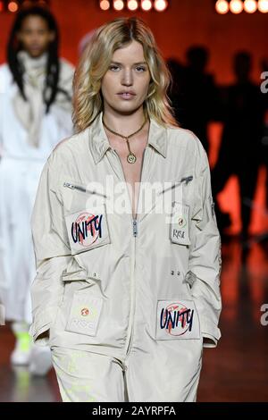 Georgia May Jagger at Tommy Hilfiger AW20 Runway during London Fashion Week Februar 2020 - London, UK 16/02/2020 Stockfoto