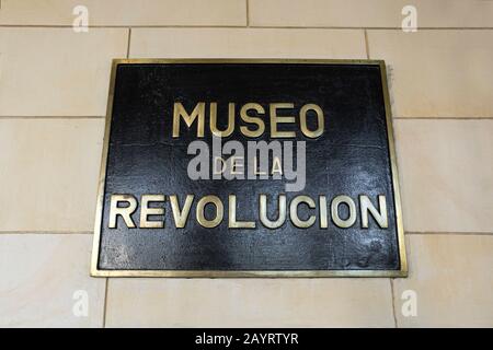 November 2019 In Havanna, Kuba Statt. Museum der Revolution in Havanna. Der Palast war 40 Jahre lang Sitz der kubanischen Regierung. Stockfoto