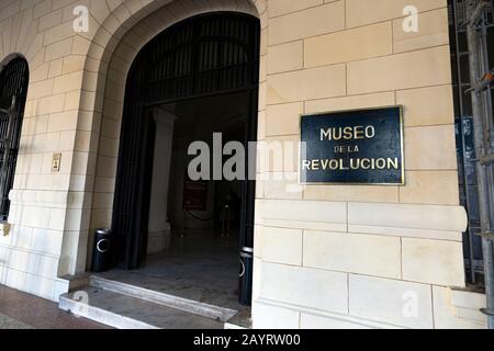 November 2019 In Havanna, Kuba Statt. Museum der Revolution in Havanna. Der Palast war 40 Jahre lang Sitz der kubanischen Regierung. Stockfoto