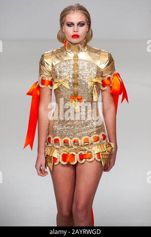 PAM Hogg AW20 Catwalk Show während der London Fashion Week bei Fashion Scout, Victoria House, London, Großbritannien. Credit: Antony Nettle/Alamy Live News Stockfoto