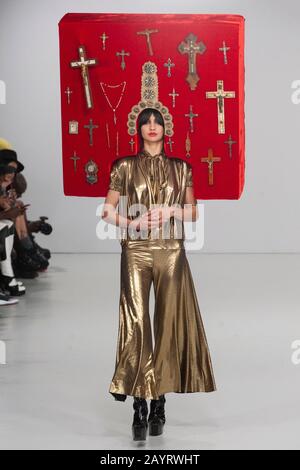 PAM Hogg AW20 Catwalk Show während der London Fashion Week bei Fashion Scout, Victoria House, London, Großbritannien. Credit: Antony Nettle/Alamy Live News Stockfoto