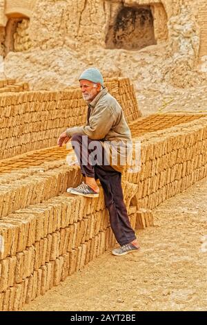 Clayman Ziegel machen Stockfoto