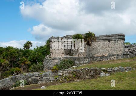 Das Cenote House in Tulum, das an der Ostküste der Halbinsel Yucatán am karibischen Meer i liegt, ist der Standort einer präkolumbischen Maya-Stadt Stockfoto