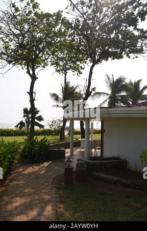 Premium Meerblick Cottage Zimmer im 5-Sterne Taj Fisherman's Cove Resort and Spa, Chennai, Indien Stockfoto