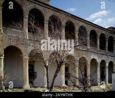 AUSSENANSICHT - FACHADA OESTE DEL PALACIO DEL INFANTADO - S XV Autor: Juan GUAS. ORT: PALACIO DEL INFANTADO / MUSEO DE BELLAS ARTES. Guadalajara. SPANIEN. Stockfoto