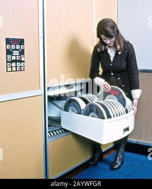 MAGNETSCHEIBEN des Computers Anfang der 1960er Jahre Stockfoto