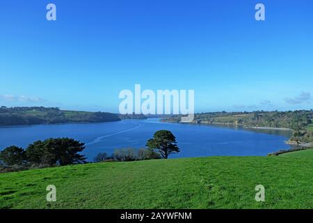 Blick über den Fluss helford von Mawnan smith in cornwall, england, Großbritannien. Stockfoto