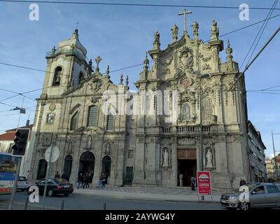 Igreja dos Carmelitas Descalços wurde im 17. Jahrhundert für Karmelitinnen erbaut und Igreja do Carmo wurde im 18. Jahrhundert für Karmelitermönche erbaut Stockfoto