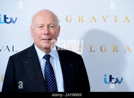 Julian Fellowes, der an der Belgravia Photocall im Soho Hotel in London teilnahm. Stockfoto