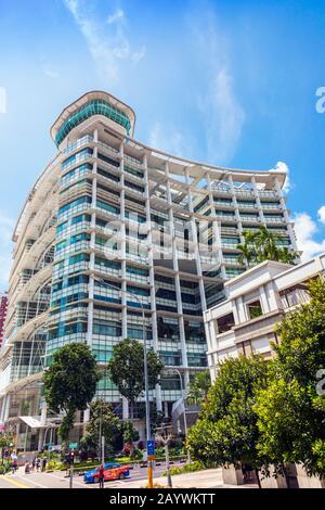 Das Gebäude der Singapore National Library, Singapur, Asien, wurde 2005 eröffnet und vom Architekten KEN Yeang entworfen Stockfoto