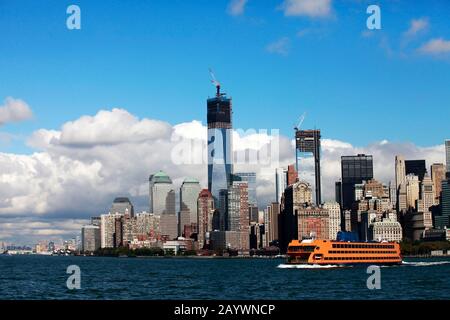 Regelmäßige Fährverbindung zwischen New York City - Manhattan und Staten Island Stockfoto