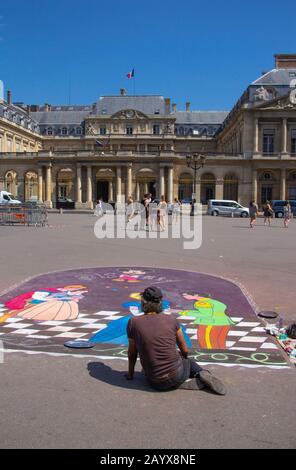 Palais Royal Kreidekünstler Stockfoto